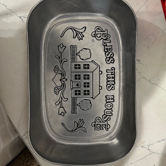 Wilton Armetale Bread tray - Picture 1 of 6